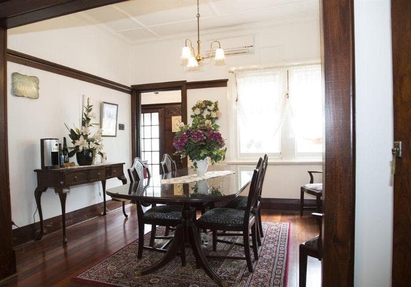 Rosebridge House Bed & Breakfast Adult Retreat 5