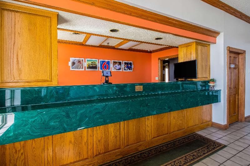 Motel 6 Grand Rivers, Ky 3