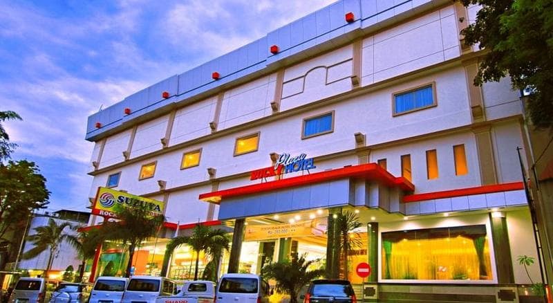 Rocky Plaza Hotel Padang photo 1