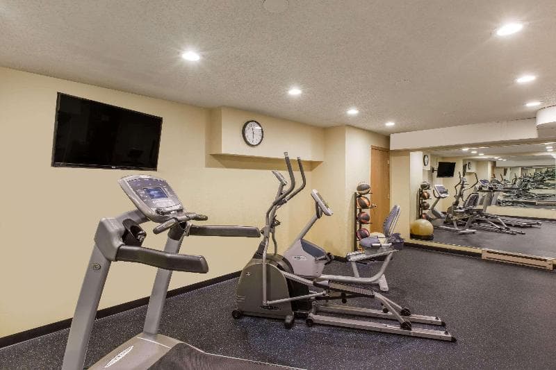 Days Inn By Wyndham Pierre 2