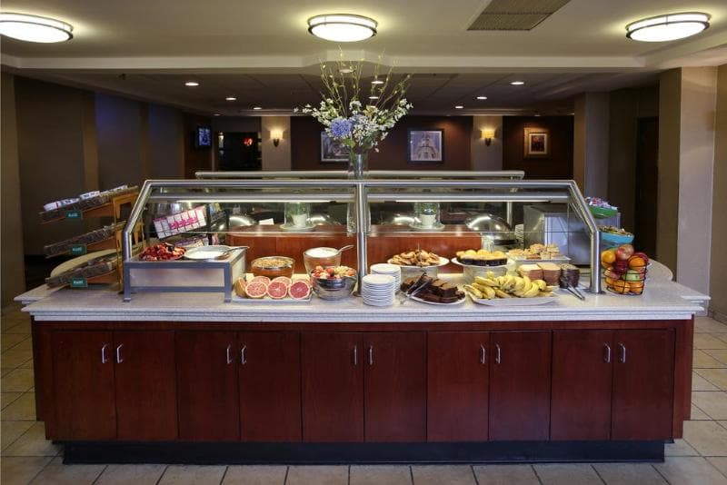 Radisson Philadelphia Northeast 4