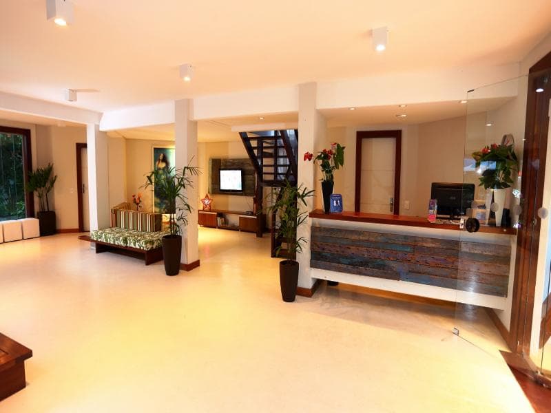Flamingo Beach Hotel 2