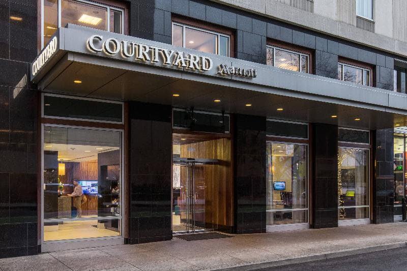 Courtyard Portland City Center 5