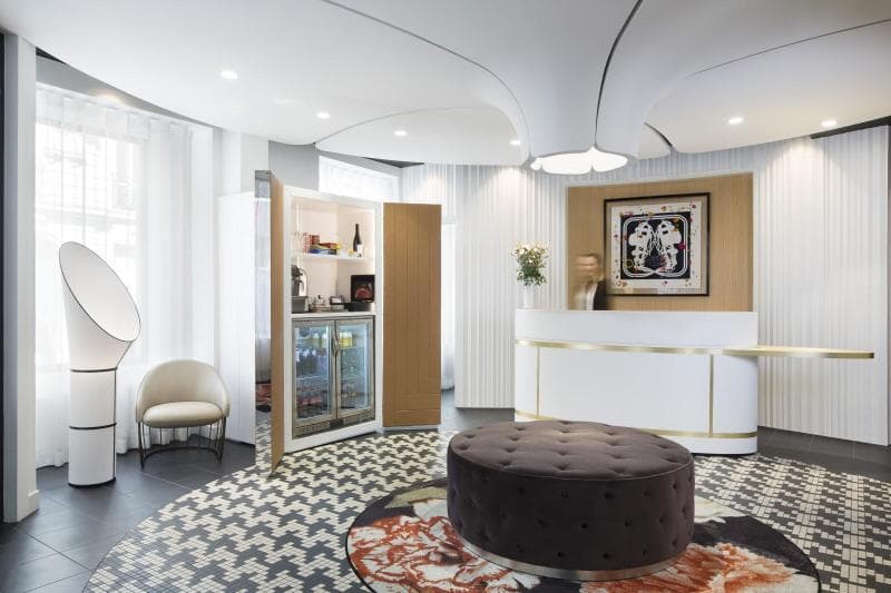 Hotel Pastel Paris 5