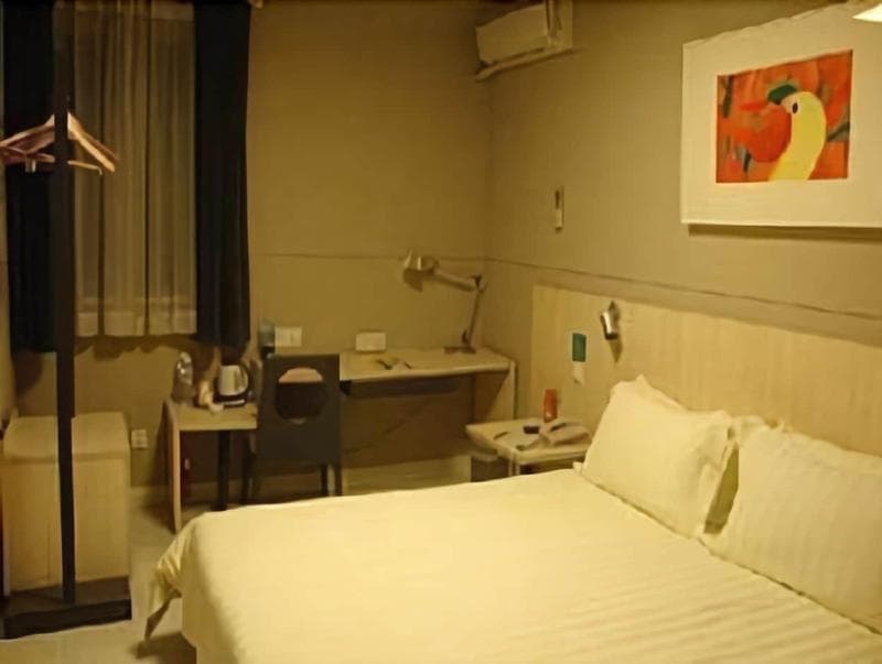 Jinjiang Inn Lujiabang Road main