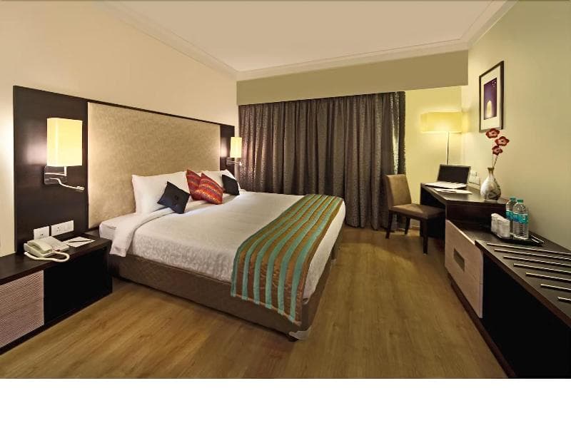 Cocoon Service Hotel (Adults Only) 5