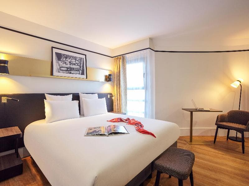 Mercure Paris Saint-Ouen 4