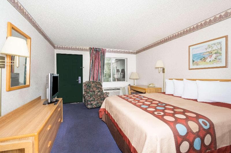 Days Inn By Wyndham Phoenix West photo 1