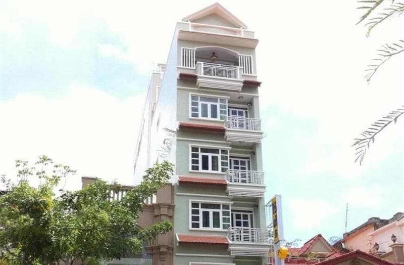 Green Centre Point Inn main