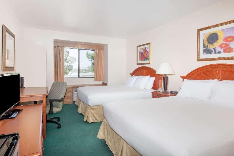 Days Inn by Wyndham Camp Verde photo 1