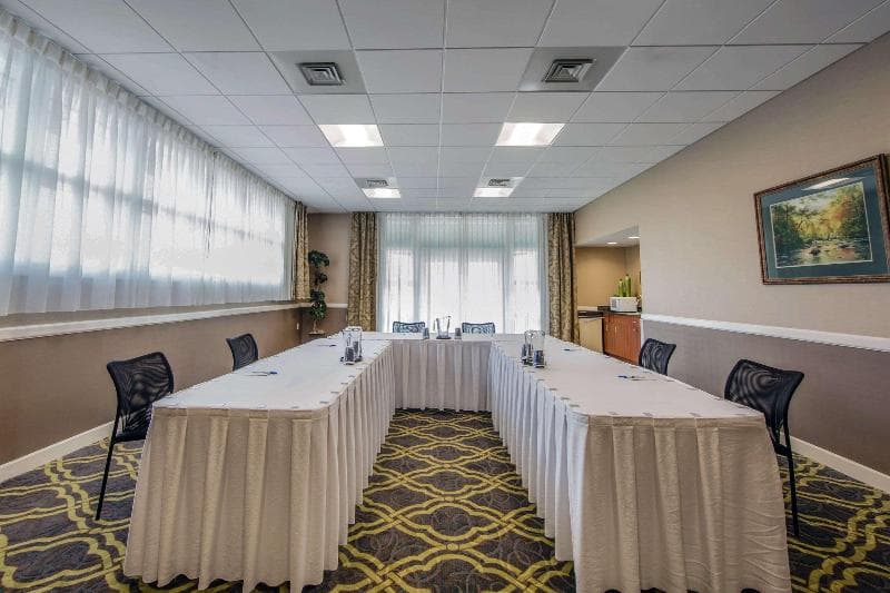 Comfort Inn Apple Valley main