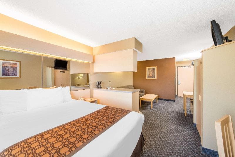 Microtel Inn & Suites By Wyndham Independence photo 1