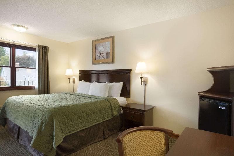 Quality Inn photo 1
