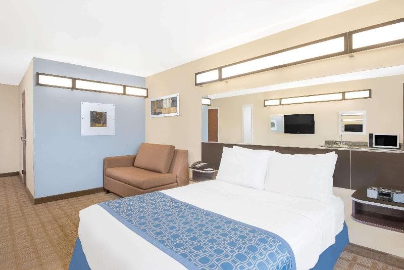 Microtel Inn & Suites By Wyndham Waynesburg 2