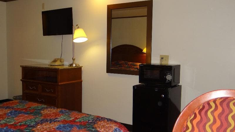 Bayshore Inn photo 1