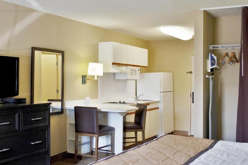 Extended Stay America - Philadelphia - King Of Pru 2