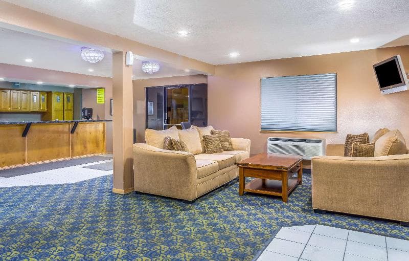 Super 8 By Wyndham Phoenix/Mesa/Gilbert Road 4