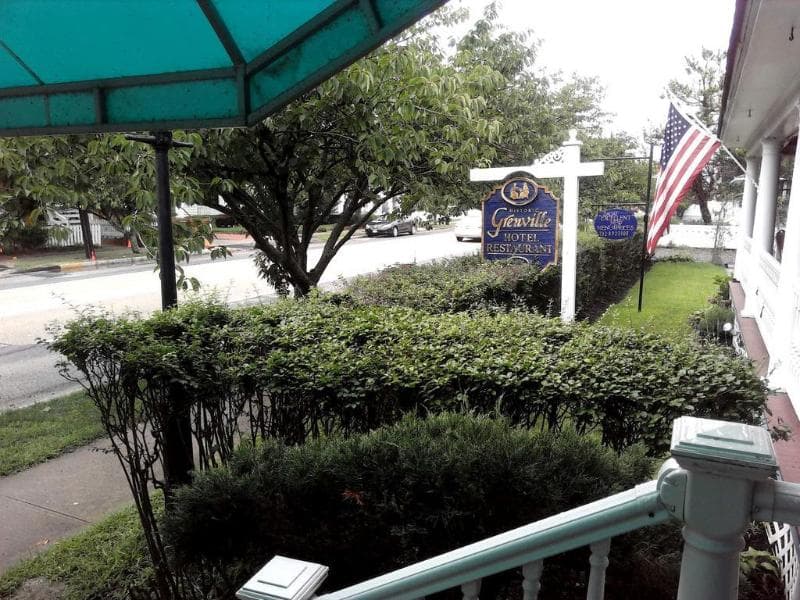 Grenville Hotel & Restaurant photo 1