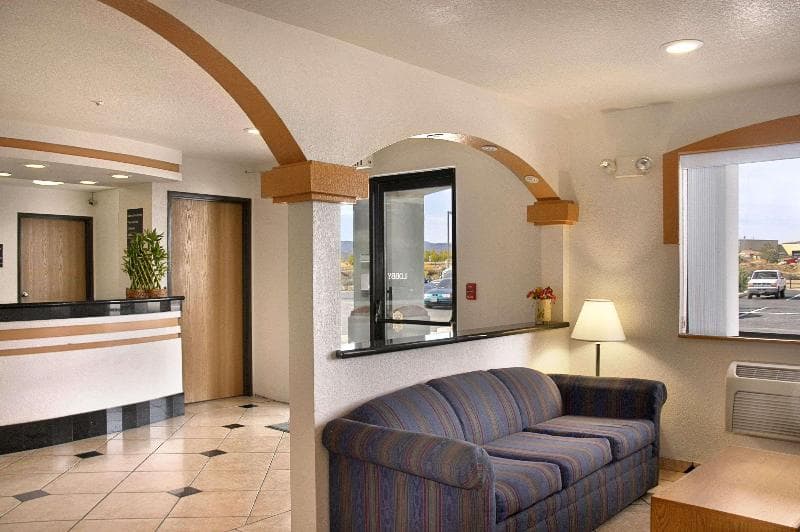 Clarion Pointe Prescott Valley 4