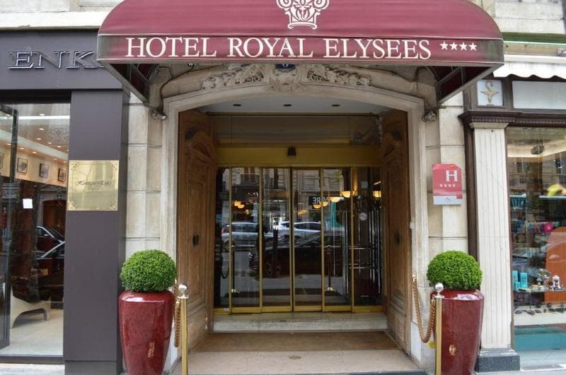 Hotel Royal Elysees photo 1