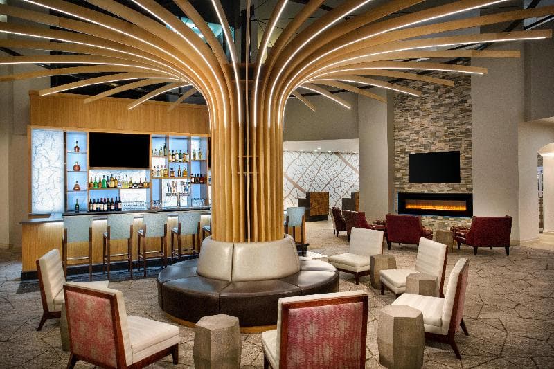 Crowne Plaza Portland-Lake Oswego 2
