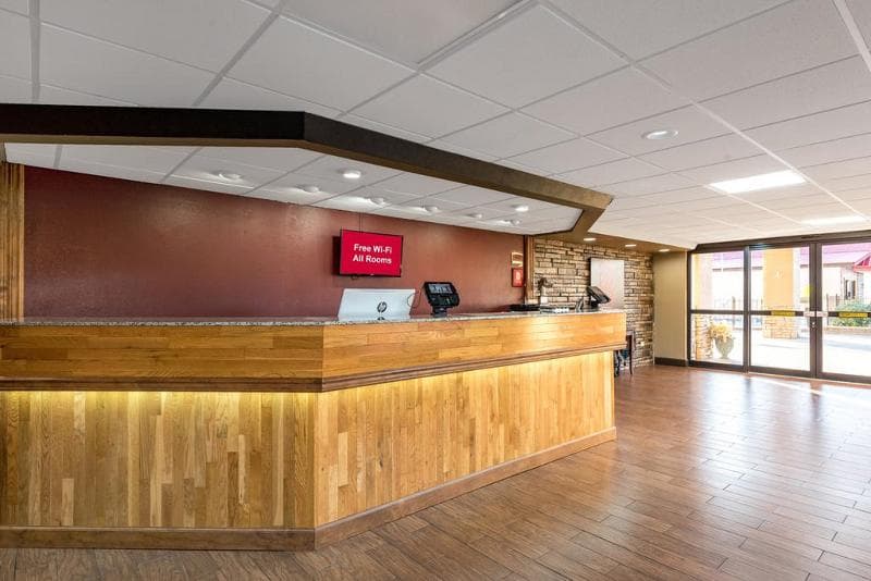 Red Roof Inn & Suites Pigeon Forge - Parkway 5