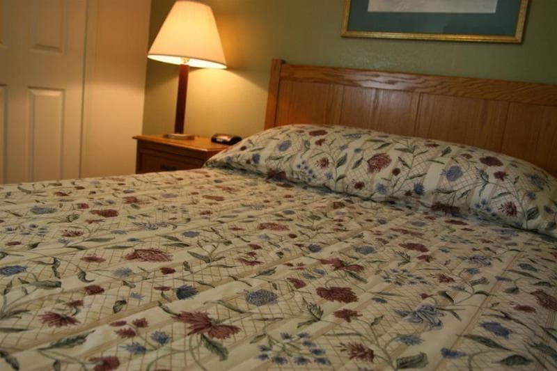 Affordable Suites 4
