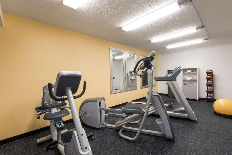 Days Inn by Wyndham Pittsburgh-Harmarville 2