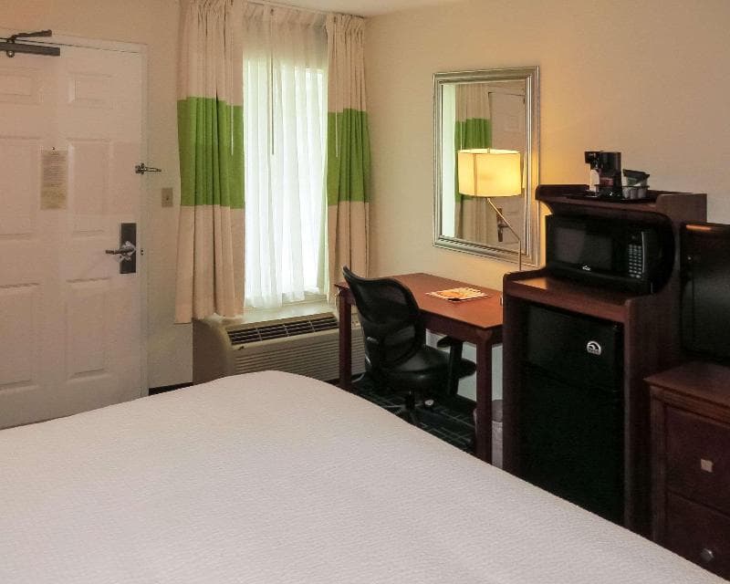 Quality Inn Cranberry Township 2