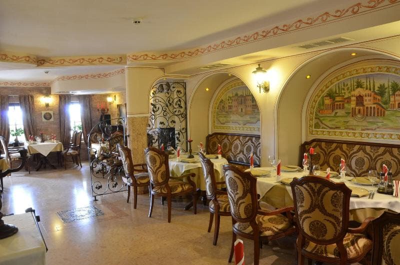 Boris Palace 3