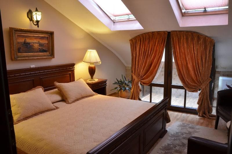 Boris Palace 4