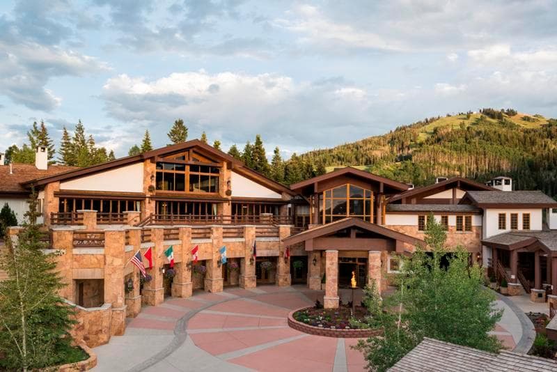 Stein Eriksen Lodge 3