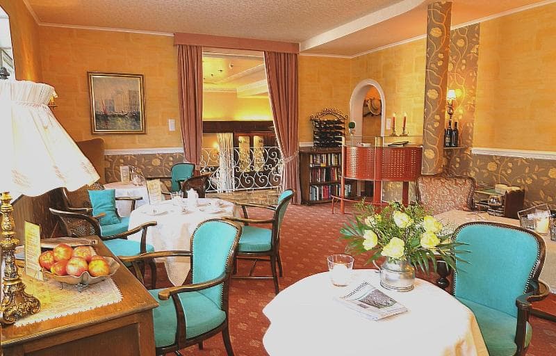 Hotel Weingartner main