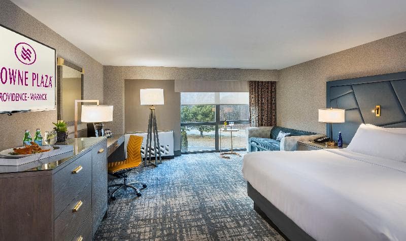 Crowne Plaza Providence-Warwick (Airport) 5