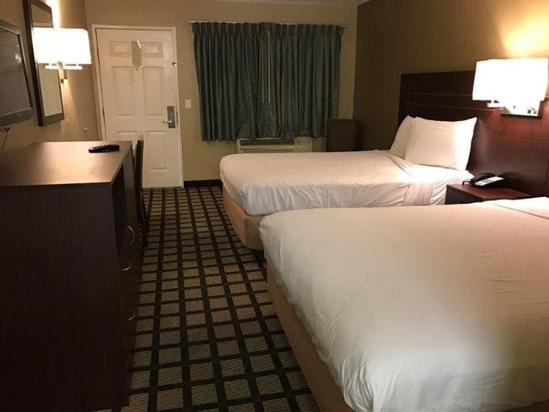Travelers Inn - Phoenix 5