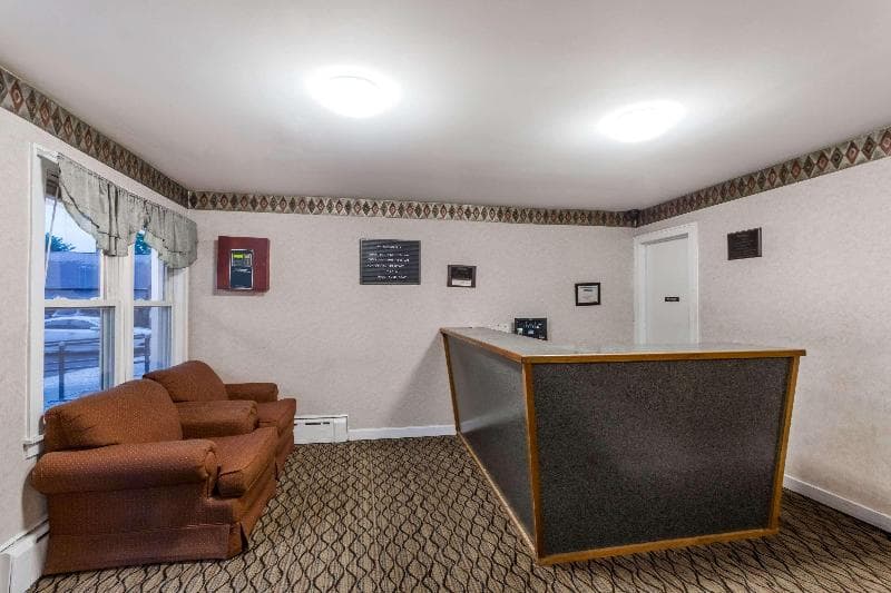 Travelodge By Wyndham Great Barrington Berkshires 4