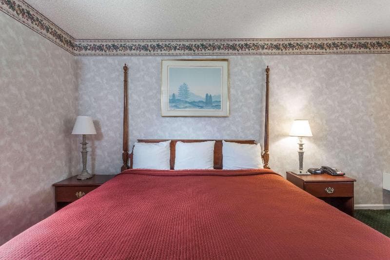 Travelodge By Wyndham Great Barrington Berkshires 3