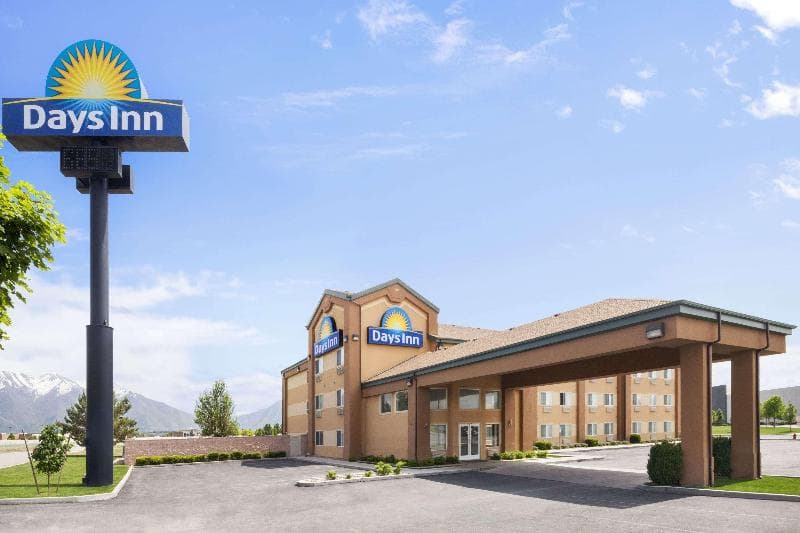 Days Inn By Wyndham Springville 5