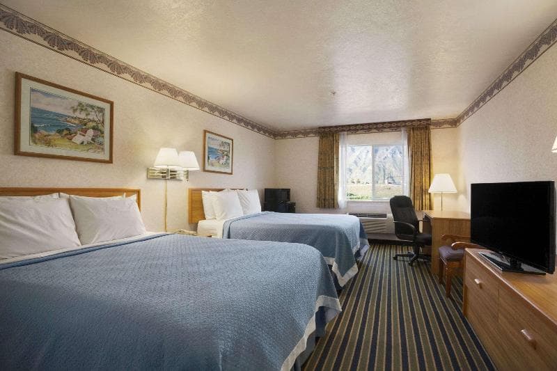 Days Inn By Wyndham Springville 1