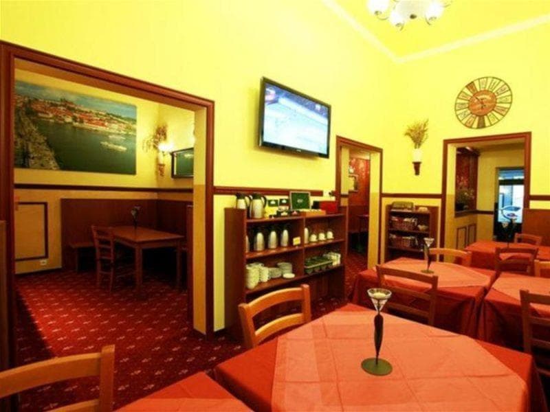 Old Prague Hotel 4