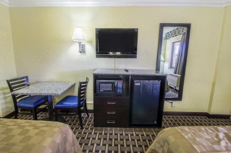 Inn Of America - Palm Beach Gardens 2