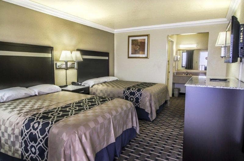 Inn Of America - Palm Beach Gardens 4