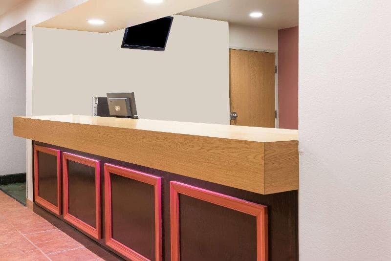 Super 8 By Wyndham Pittsburgh/Monroeville 4