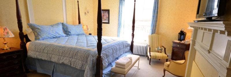 Gateways Inn & Restaurant 3