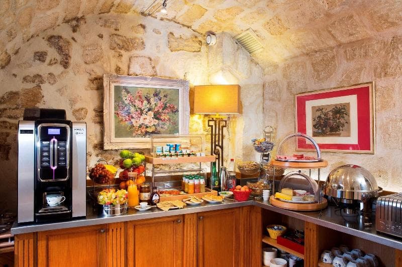 Hotel Le Relais Des Halles 5