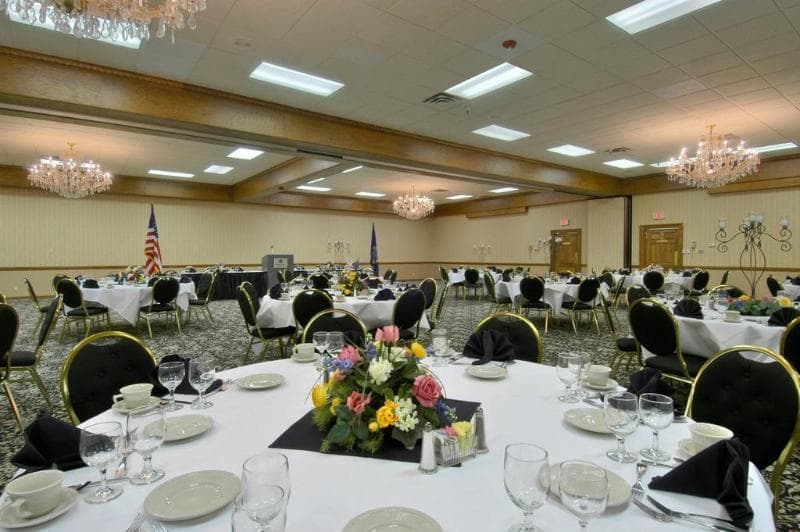 Red Lion Hotel Pocatello 4