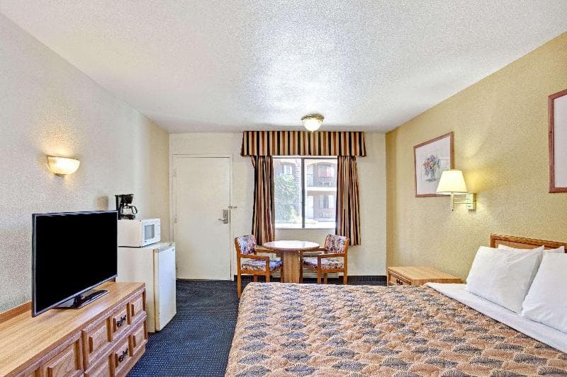 Travelodge By Wyndham Banning Near Casino/Outlet Mall 2