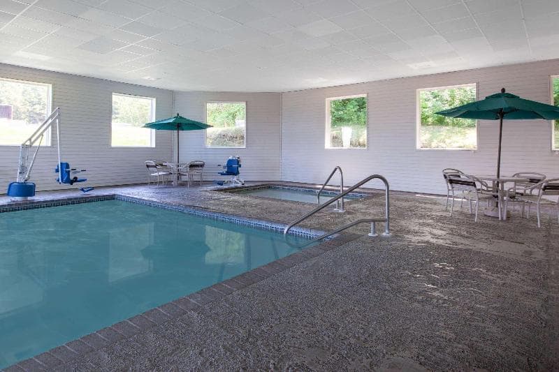 AmericInn by Wyndham Petoskey 3