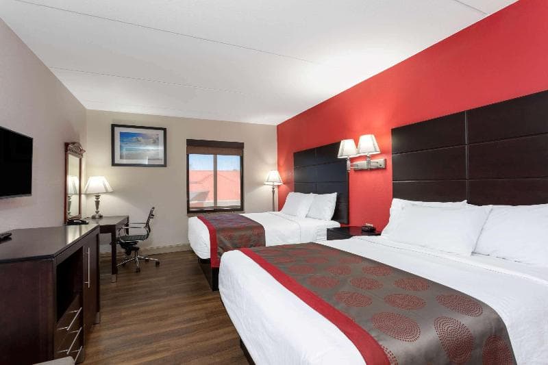 Ramada by Wyndham Panama City 3