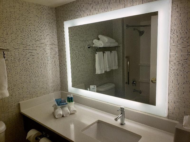 Holiday Inn Express Portland West/Hillsboro 5